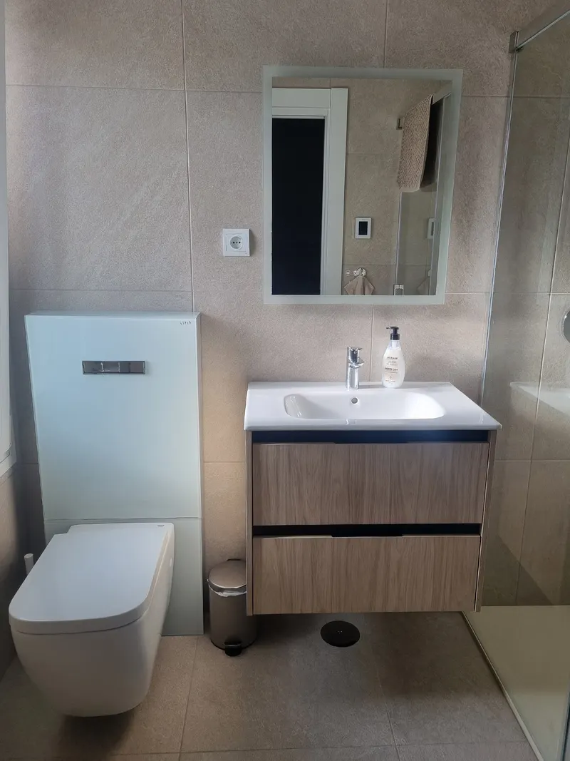 Master bathroom with shower and underfloor heating
