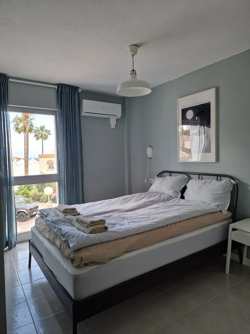 Bedroom 3 with double bed
